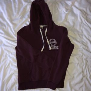 maroon pink sweat shirt